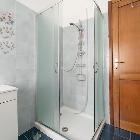 Apartment Europa 60 *